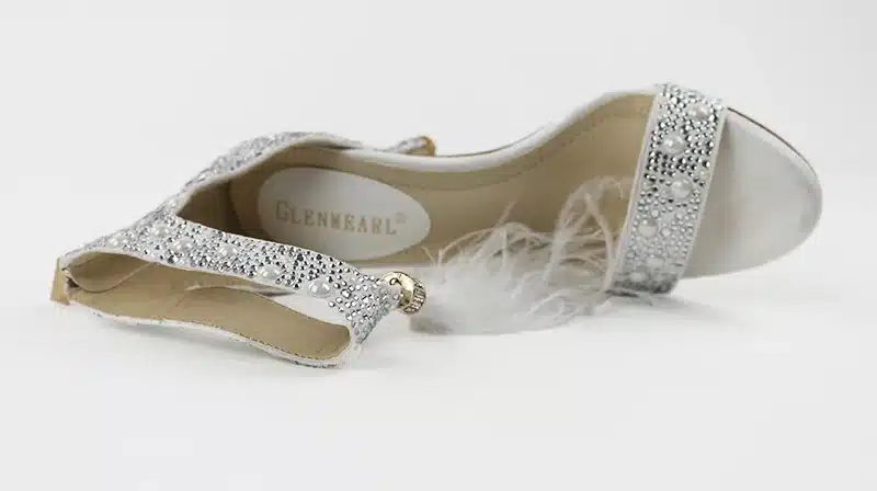 Genuine Leather Women Sandals Pumps Summer Brand Fur Rhinestone Feather High Heel White Women Wedding Pumps Shoes Plus Size 43 29