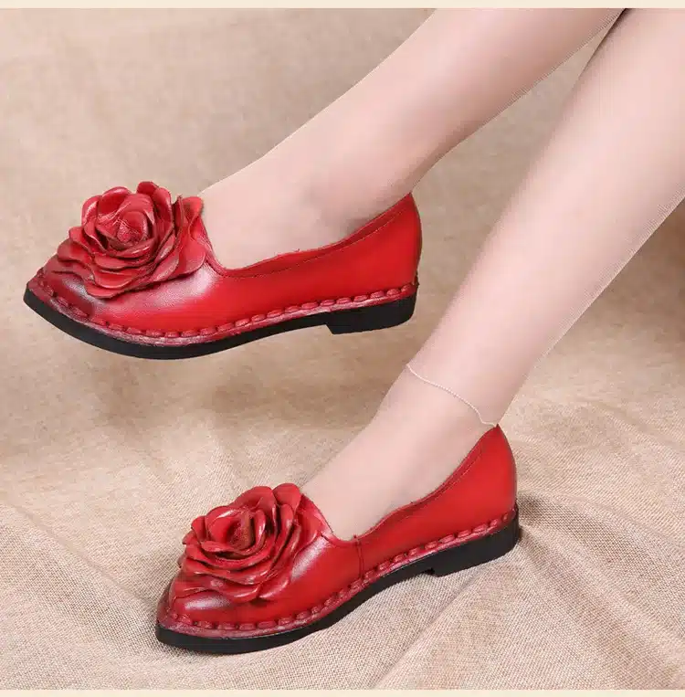 2017 New Vintage Handmade Folk Style Women Flats Casual Shoes Genuine Leather Lady Soft Bottom Shoes for Mother Fashion Loafers 28