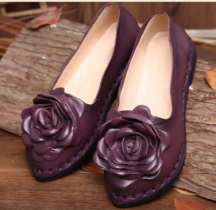2017 New Vintage Handmade Folk Style Women Flats Casual Shoes Genuine Leather Lady Soft Bottom Shoes for Mother Fashion Loafers 39