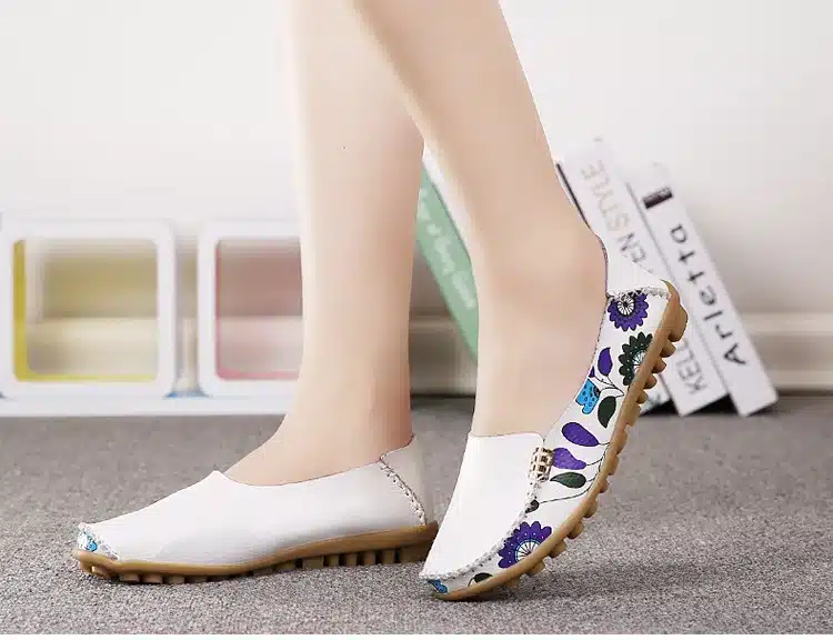2017 New Design Print Flower Women's Casual Shoes High Quality Genuine Leather Women Flats Slip On Female Loafers Lady Boat Shoe 23