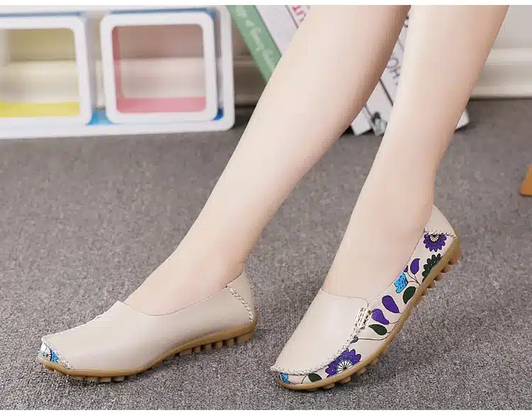 2017 New Design Print Flower Women's Casual Shoes High Quality Genuine Leather Women Flats Slip On Female Loafers Lady Boat Shoe 24