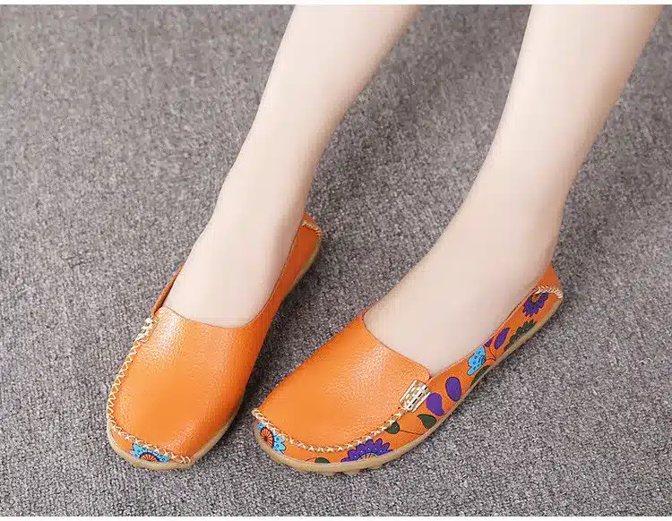 2017 New Design Print Flower Women's Casual Shoes High Quality Genuine Leather Women Flats Slip On Female Loafers Lady Boat Shoe 27