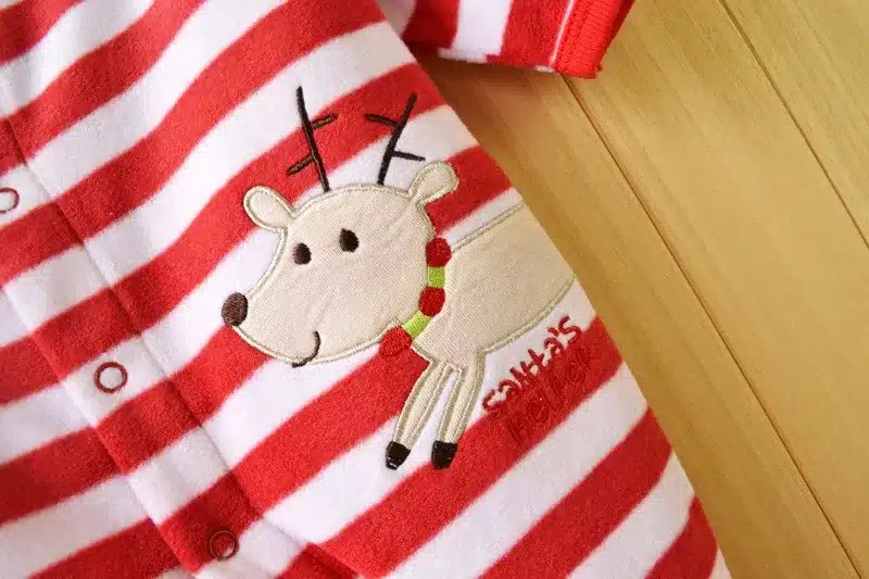 New 2015 Autumn / Winter Baby Rompers clothes Long sleeved coveralls for newborns Boy Girl Polar Fleece baby Clothing 19
