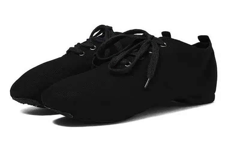 Canvas Jazz Dance Shoes Lace-up Soft Split Soles Ballet Dance Shoes Gym Yoga Fitness Karate Shoes Flat Sneakers Free Shipping 10