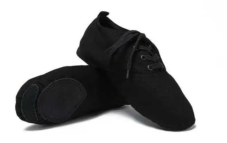 Canvas Jazz Dance Shoes Lace-up Soft Split Soles Ballet Dance Shoes Gym Yoga Fitness Karate Shoes Flat Sneakers Free Shipping 11