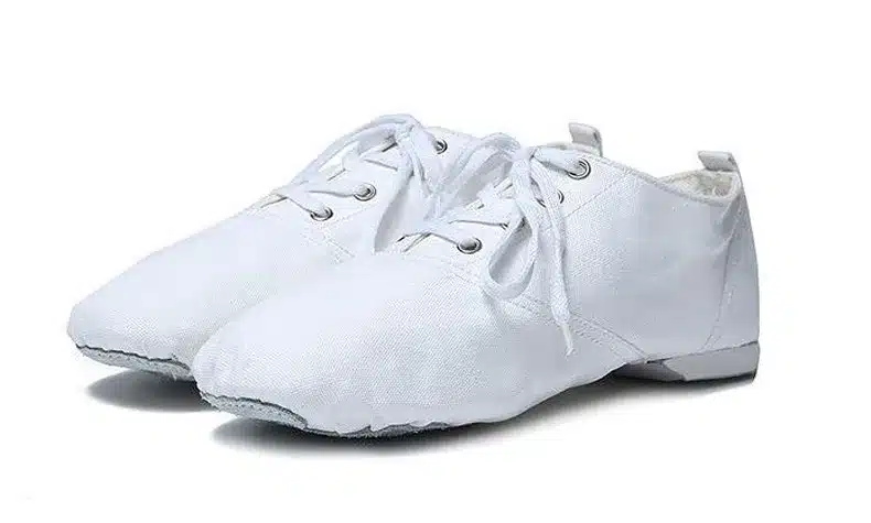 Canvas Jazz Dance Shoes Lace-up Soft Split Soles Ballet Dance Shoes Gym Yoga Fitness Karate Shoes Flat Sneakers Free Shipping 12