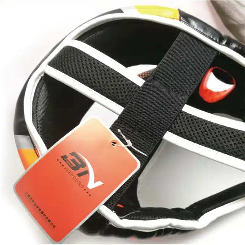 2017 BN Boxing Headgear Men Women Muay Thai PU Leather Training Sparring Gym Equipment Grant Safe Boxing Helmet Taekwondo Guard 19