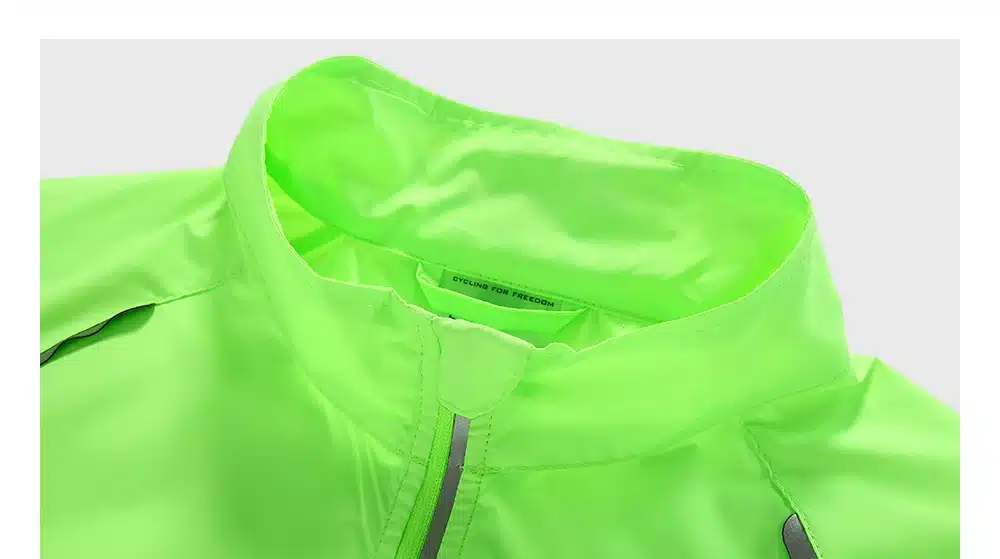 Santic Men Cycling Windproof Jackets Sun-protective Anti-splashing Water UPF30+ Cycling Clothings Skin Coat Green C07015V/C6101 13