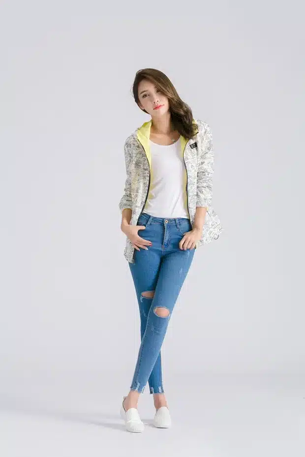 2017 Autumn Women Bomber Basic Jacket Pocket Zipper Hoodies Women Two Side Wear Cartoon Print Outwear Loose Coat 21