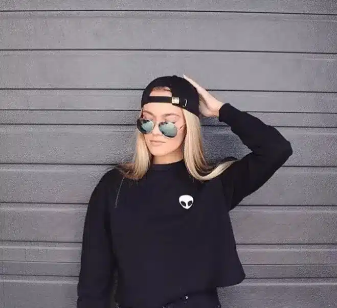 ET Aliens Printing Hoodies Sweatshirts harajuku Crew neck Sweats Women Clothing Feminina Loose Short Fleece Jumper Sweats Warm 4