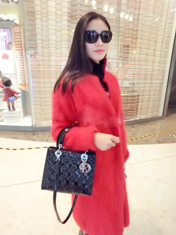 LOVELYDONKEY mink cashmere sweater women cashmere cardigan knitted mink jacket fashion winter long fur coat free shipping M283 2
