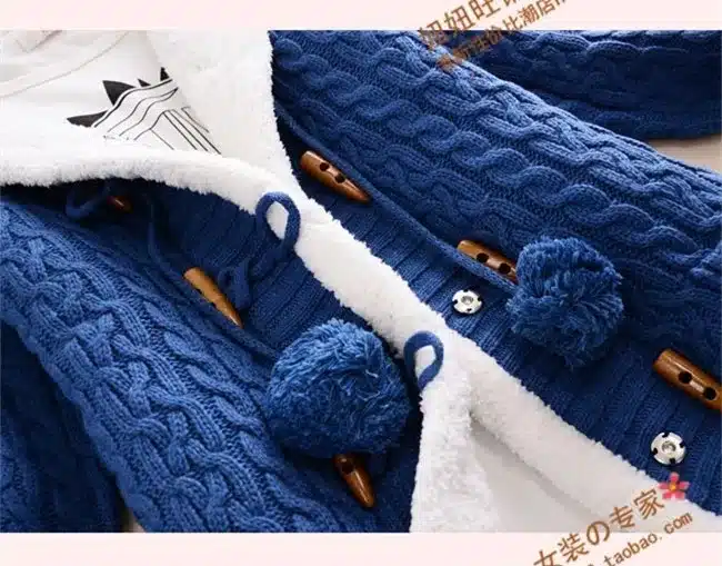 New arrival Girl Sweater Coat Winter 2017 Autumn Casual Solid Hooded Long Thicker Cashmere Knit cardigan sweater Jacket Students 37