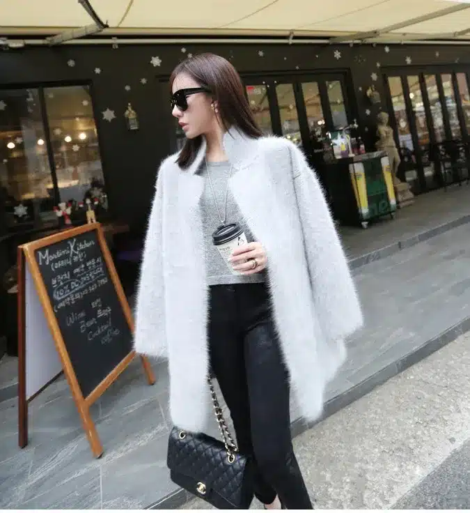 LOVELYDONKEY mink cashmere sweater women pure cashmere cardigan knitted jacket fashion winter long fur coat free shipping M26 1