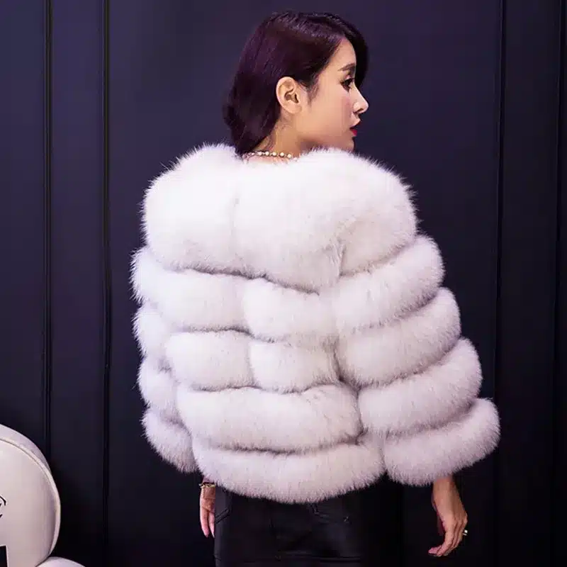 New Arrival 2017 Fashion Women Fur Coat High-Quality Faux Fox Patchwork Fur Short Coat Female Winter Warm Jacket Parka PC148 28