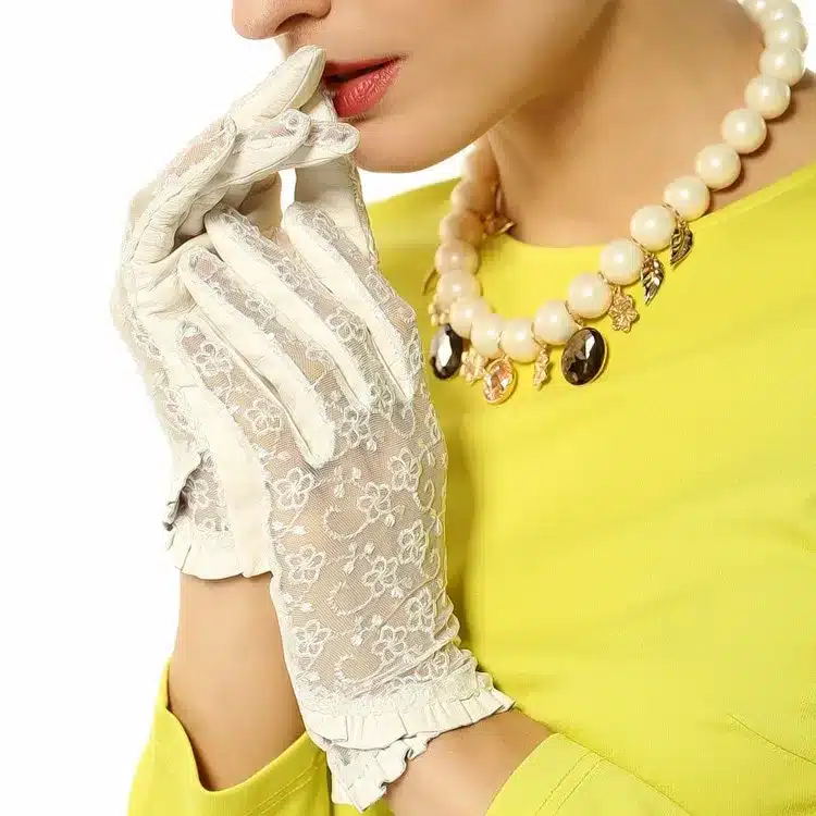 Elegant Women Gloves Genuine Leather Sheepskin Lace Gloves High Quality Fashion Colors Ladies Brand Sunscreen Mittens L095N 22