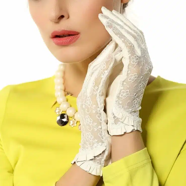 Elegant Women Gloves Genuine Leather Sheepskin Lace Gloves High Quality Fashion Colors Ladies Brand Sunscreen Mittens L095N 23