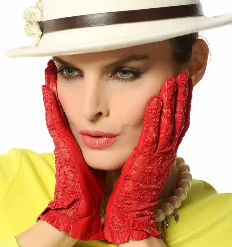 Elegant Women Gloves Genuine Leather Sheepskin Lace Gloves High Quality Fashion Colors Ladies Brand Sunscreen Mittens L095N 31