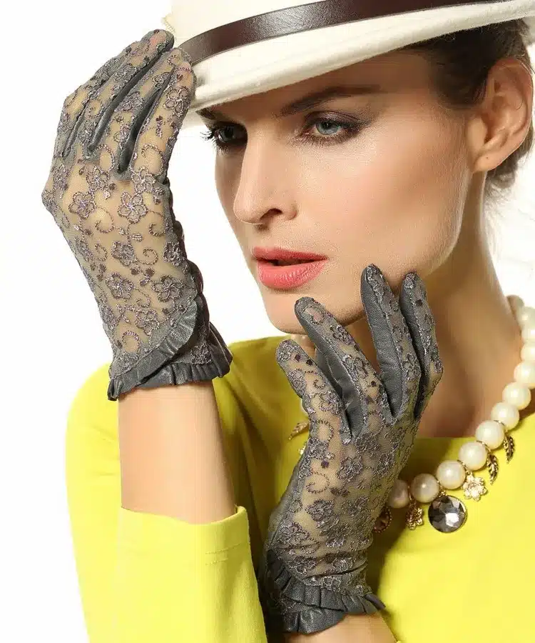 Elegant Women Gloves Genuine Leather Sheepskin Lace Gloves High Quality Fashion Colors Ladies Brand Sunscreen Mittens L095N 35