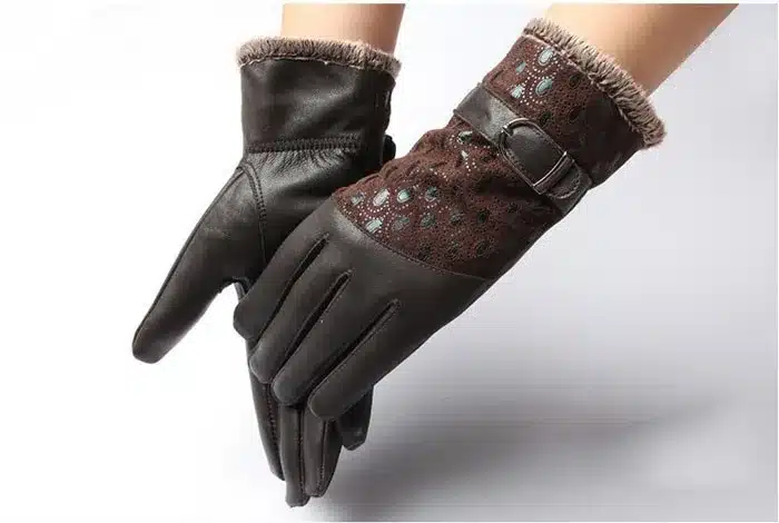 Women's Winter Gloves Fashion Warm Thicken Dot Pattern Peacock Genuine Leather Gloves High quality Mittens 28