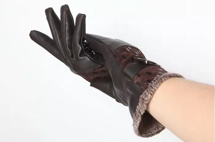 Women's Winter Gloves Fashion Warm Thicken Dot Pattern Peacock Genuine Leather Gloves High quality Mittens 29