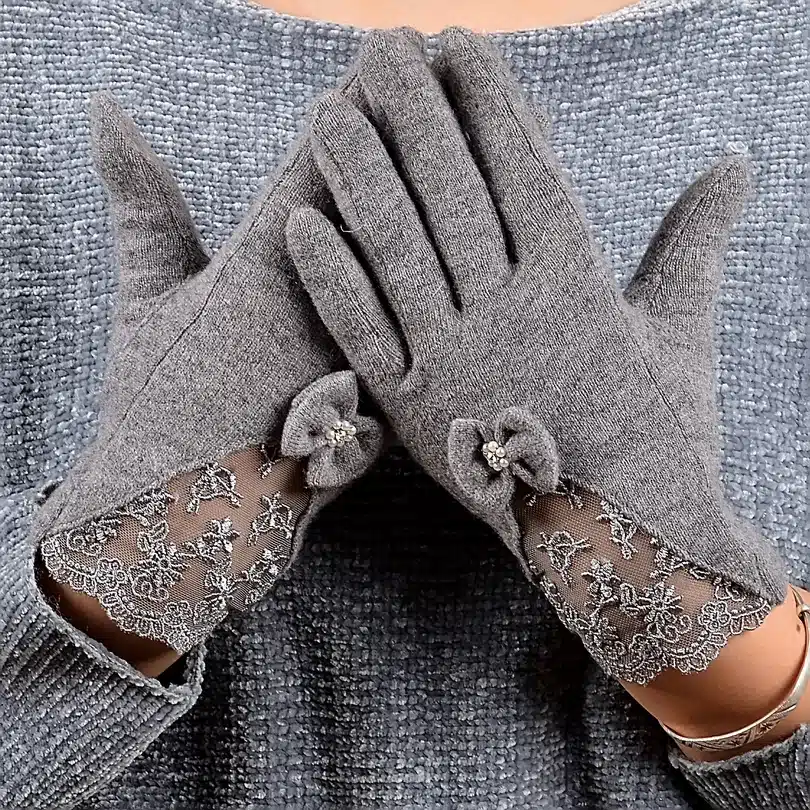 Women Lace Embroidered Wool Gloves New Winter Thick Ladies Bow-knot Ladies Gloves Grey And Pink Elegant Soft Mittens Gloves 14
