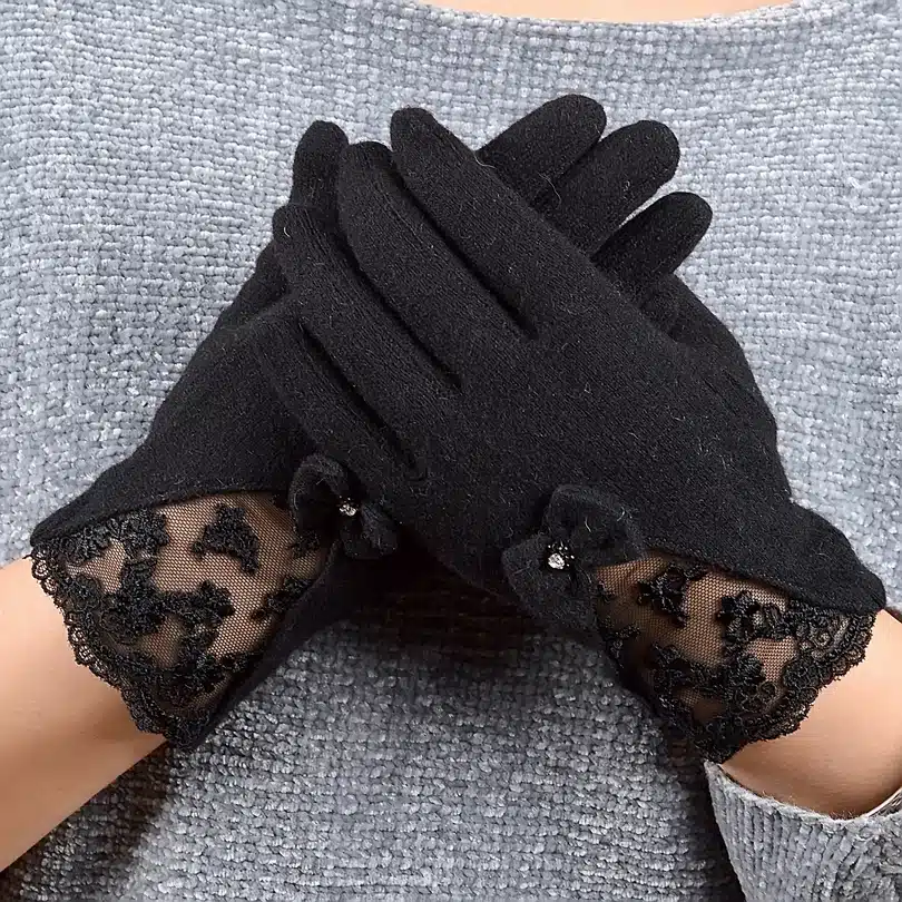 Women Lace Embroidered Wool Gloves New Winter Thick Ladies Bow-knot Ladies Gloves Grey And Pink Elegant Soft Mittens Gloves 15