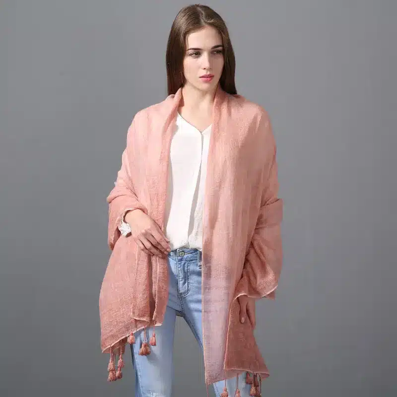 YI LIAN Brand New Women Personality Fashion Scarf Winter Section Of The Soviet Style Street Design Pashmina With Tassels SF972 5