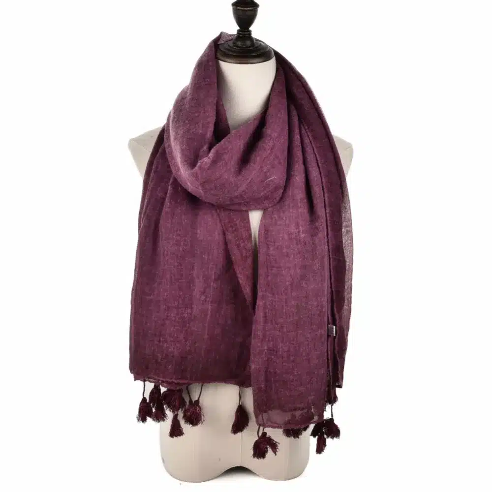 YI LIAN Brand New Women Personality Fashion Scarf Winter Section Of The Soviet Style Street Design Pashmina With Tassels SF972 15