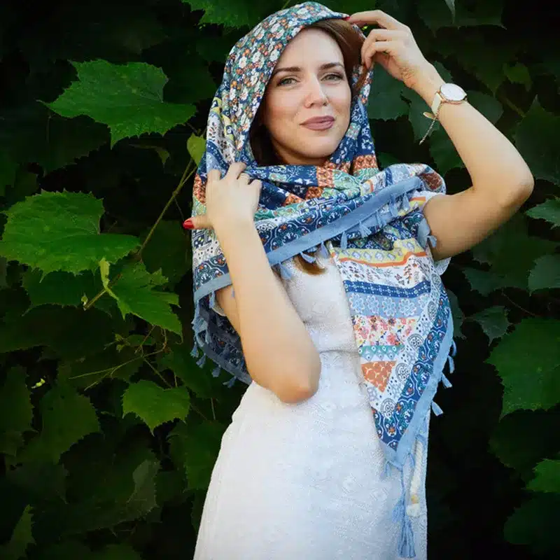 Hot sale bandana new fashion woman Scarf square scarves Printed Women Wraps Winter autumn ladies shawl Luxury Brand tassel scarf 10