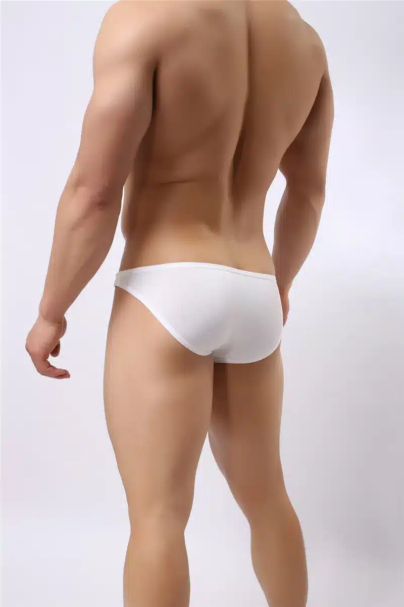 Mens Nylon Slip Small Mesh Breathable Briefs Low Rise Sexy Fashion Lock Buckle Men Bikini Underwear Briefs Brave Person 40