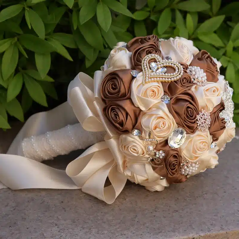 Kyunovia In stock Stunning Wedding flowers White Bridesmaid Bridal Bouquets artificial Rose Wedding Bouquet FW139 26