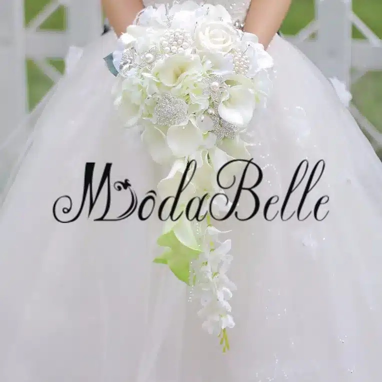 Artificial Calla Lilies Teardrop Wedding Bouquet Red Rose 2017 Bridal Flower Bouquet Handmade Crystal Bruidsboeket Waterval 15