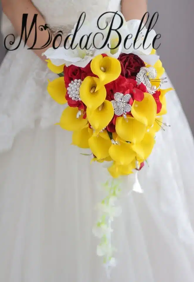 Artificial Calla Lilies Teardrop Wedding Bouquet Red Rose 2017 Bridal Flower Bouquet Handmade Crystal Bruidsboeket Waterval 19