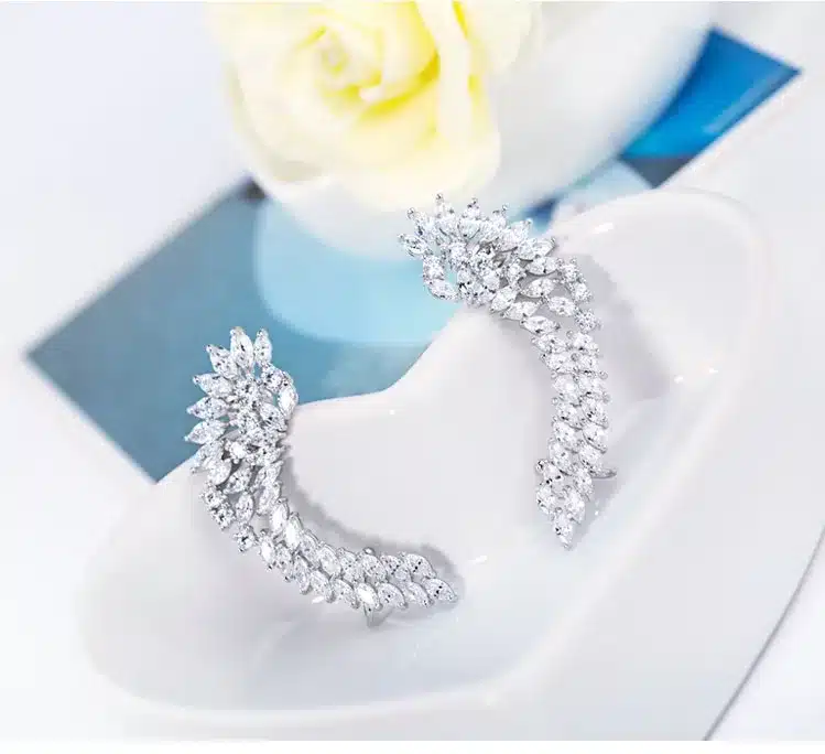 LUOTEEMI Korea Style Shining Crystal Big Angel Wings Pendant Earrings 925 Sterling Silver Pin Brincos Jewelry for Women Wedding 18