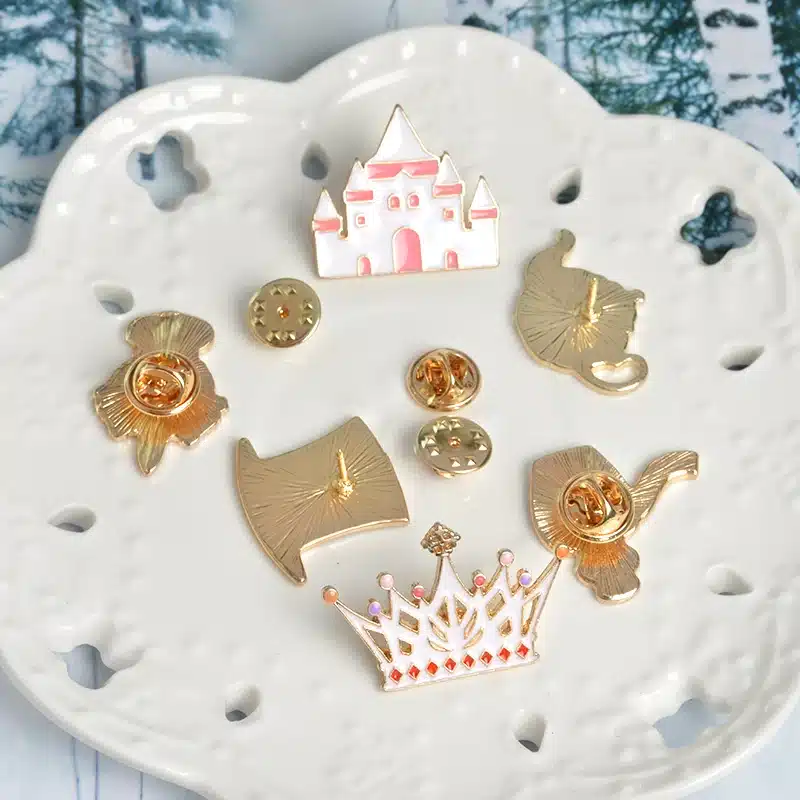 14 pcs/set Fairy Alice Hat Cake Castle Heart Crown Candle Syrup Rabbit Clock Cat Kitten Brooch Button Pins Jacket Badge Jewelry 19