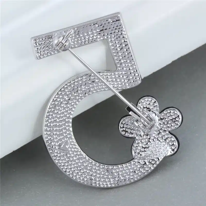 2016 New Brand Brooches Letter 5 Full Crystal Rhinestone Brooch Pins For Women Party Flower Number Brooches Jewelry (AS860023) 14