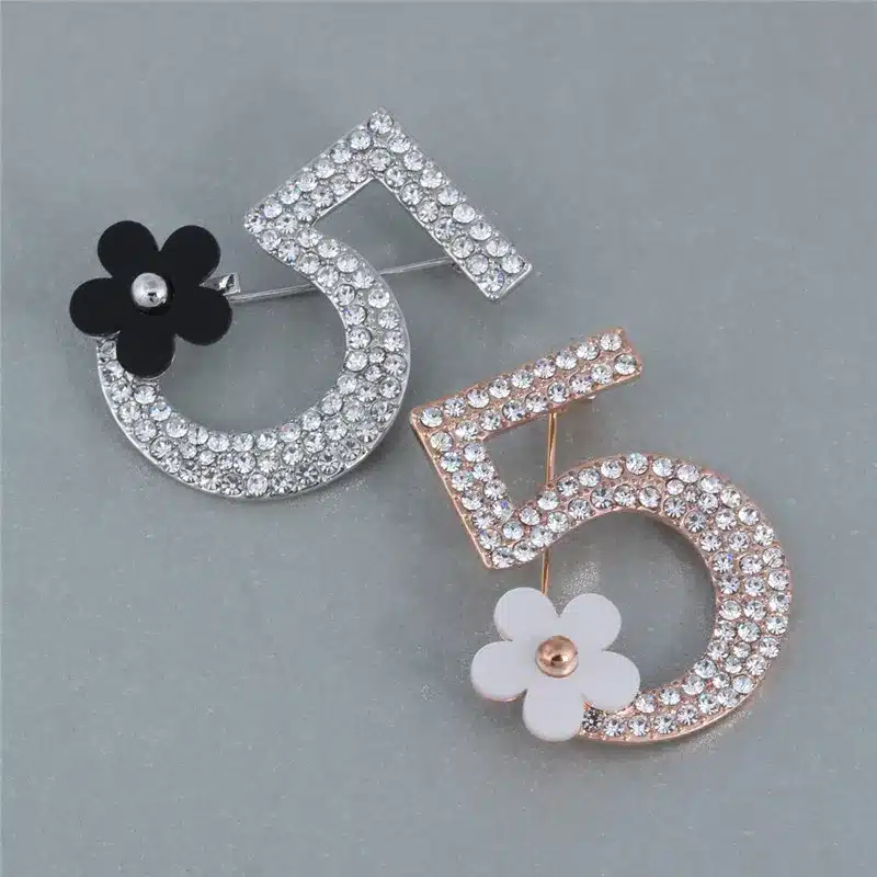2016 New Brand Brooches Letter 5 Full Crystal Rhinestone Brooch Pins For Women Party Flower Number Brooches Jewelry (AS860023) 16