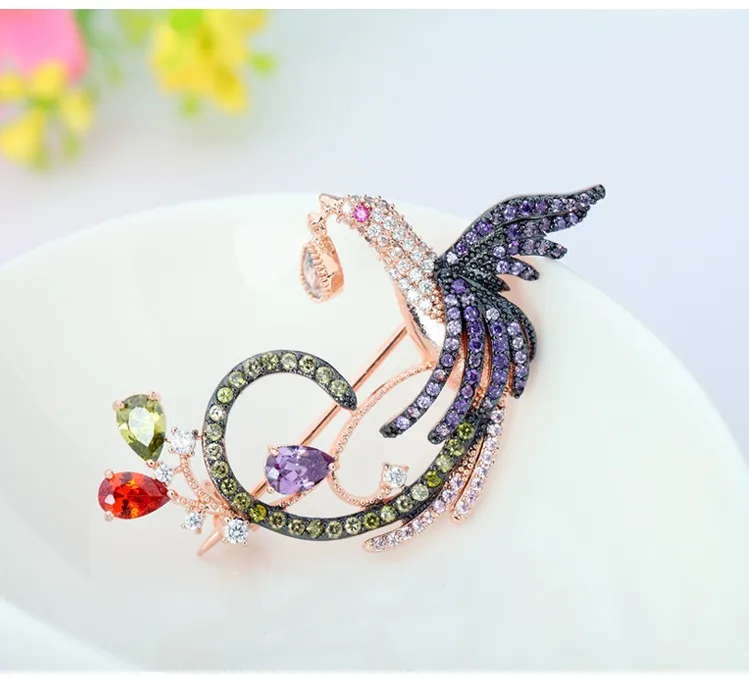 LUOTEEMI Unique hot Selling Women Wedding Brooches Luxury Colorful Zircon Phoenix Bird Brooch Pins for Wedding Party Gift 38