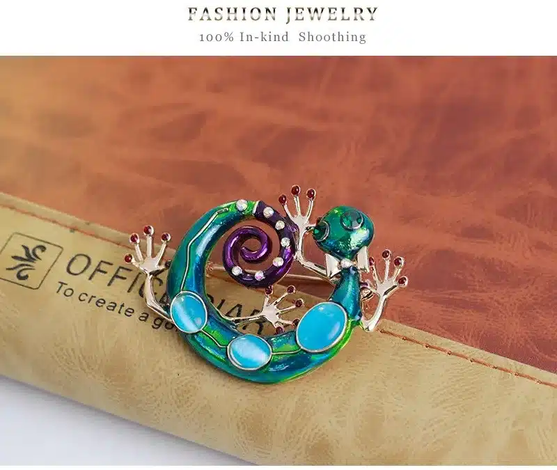 MloveAcc Blue Enamel Lizard Gecko Snake Brooches for Women Corsage Diamante Embellishments Kihen Broach Coroa Relogio Femini 18