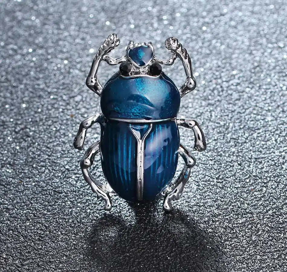 MloveAcc Vintage Jewelry Beetle Brooches for Women Kids Enamel Green Fleur De Lis Animal Insects Brooch For Jewelry Hijab Pins 19