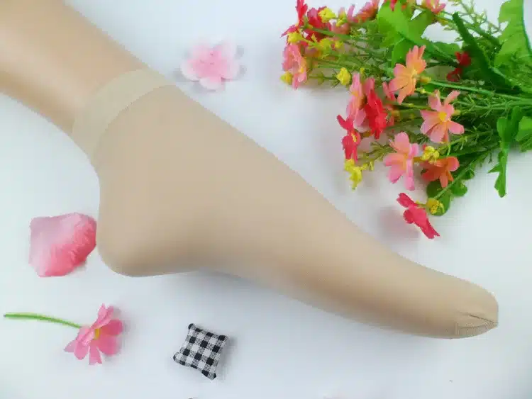 20 pcs /lot Women Summer Socks Women Crystal Short Socks For Woman 2017 Female Elastic Nylon Socks & Hosiery 22