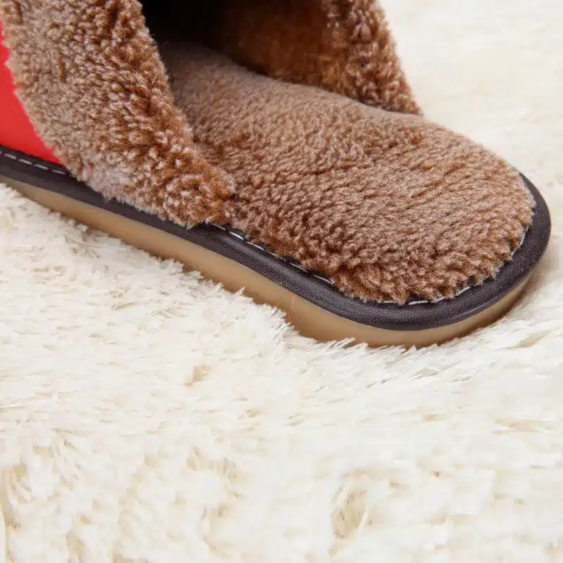 FAYUEKEY New Fashion Winter Leather Home Slippers Men Indoor Floor Outdoor Slippers Warm Cotton Plush Non-slip Flat Shoes 12