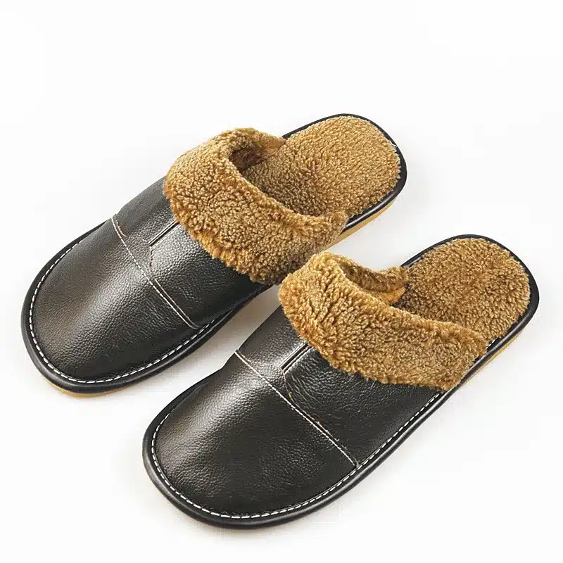 FAYUEKEY New Fashion Winter Leather Home Slippers Men Indoor Floor Outdoor Slippers Warm Cotton Plush Non-slip Flat Shoes 17