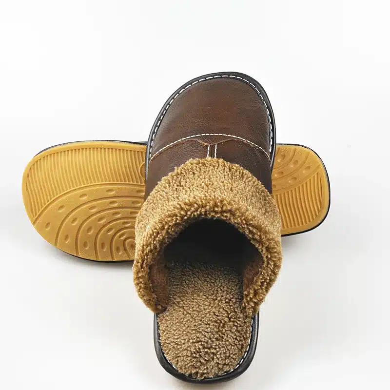 FAYUEKEY New Fashion Winter Leather Home Slippers Men Indoor Floor Outdoor Slippers Warm Cotton Plush Non-slip Flat Shoes 24
