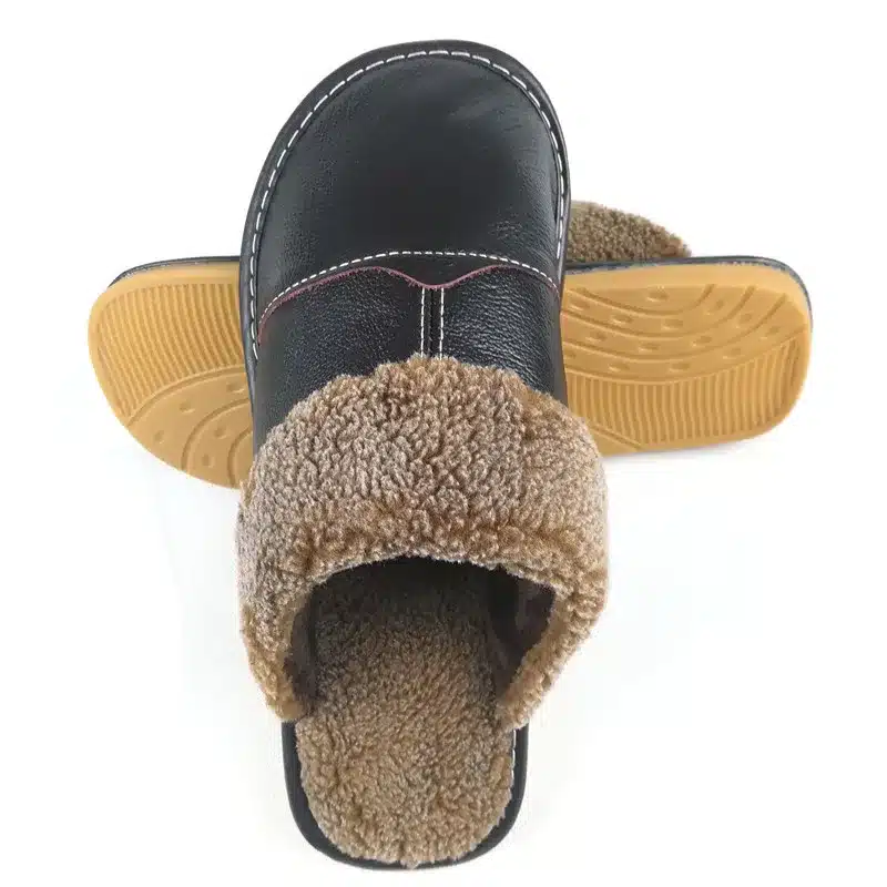 FAYUEKEY New Fashion Winter Leather Home Slippers Men Indoor Floor Outdoor Slippers Warm Cotton Plush Non-slip Flat Shoes 27