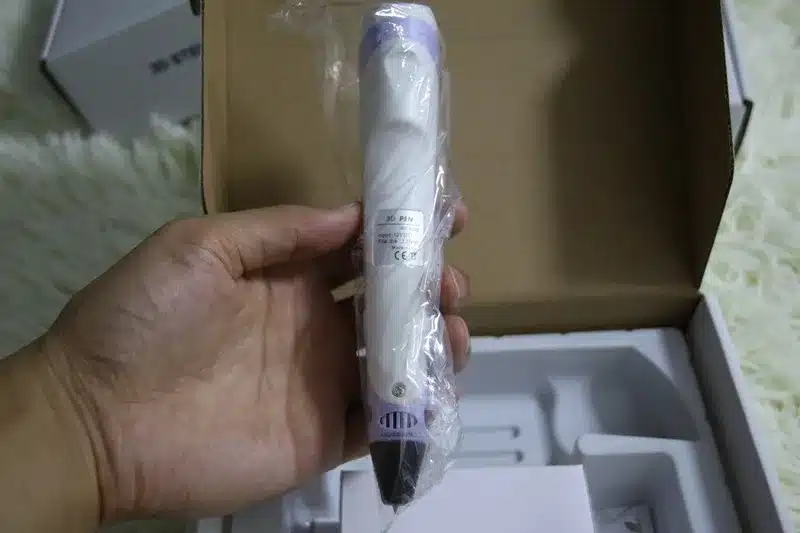 Hot 3d printer Pen with Screen 3D Drawing Pen for 3D Painting for Birthday and Christmas Gift 3D pen RP-100B with PLA Filament 17