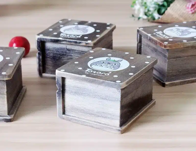 2017 Vintage Wooden Totoro Music box Anime Totoro Figure Wood Hand crank Music BOX Collection Child Toys Christmas Gift 7