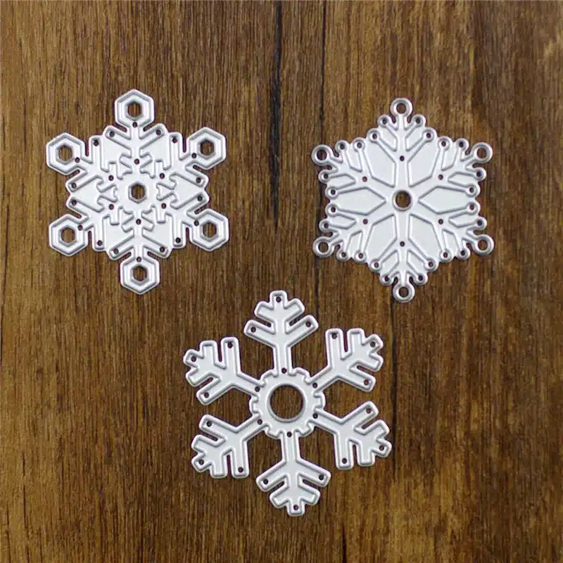 QITAI 3pcs/lot Snowflake Shape Christmas DIY Paper Cutter Cutting Die Metal Material Creative Decoration Scrapbooking D49 6