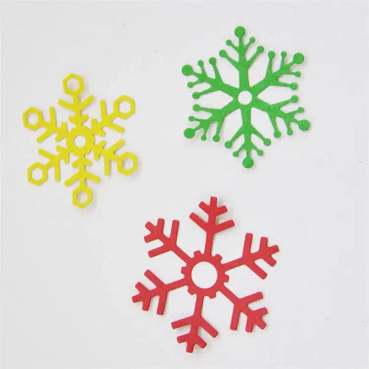 QITAI 3pcs/lot Snowflake Shape Christmas DIY Paper Cutter Cutting Die Metal Material Creative Decoration Scrapbooking D49 16
