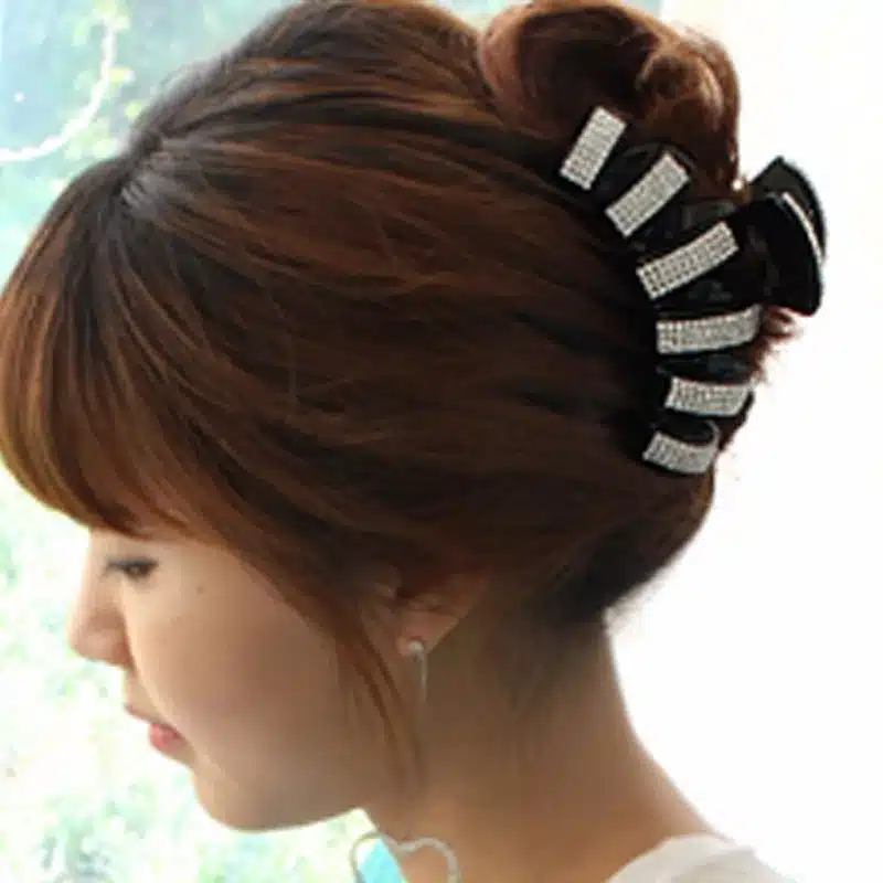 Korean Hot Fashion Large Acrylic Full Crystal Rhinestone Hair Claw Clip For Women Hair Accessories Girls Hair Jewelry Headwear 2